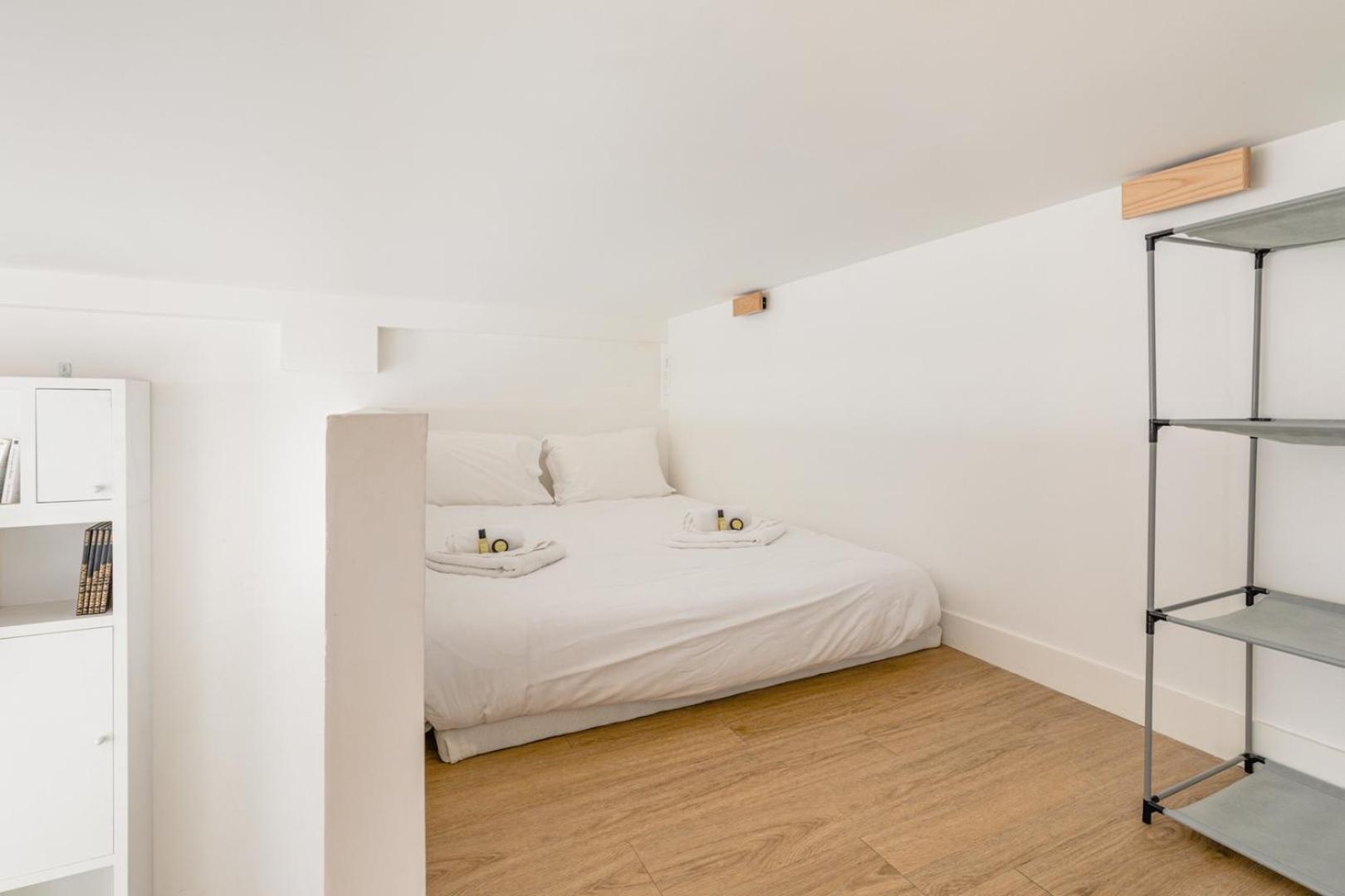 Disponible - Paris - All Equipped Duplex - From 1 To 6 Guests ภายนอก รูปภาพ